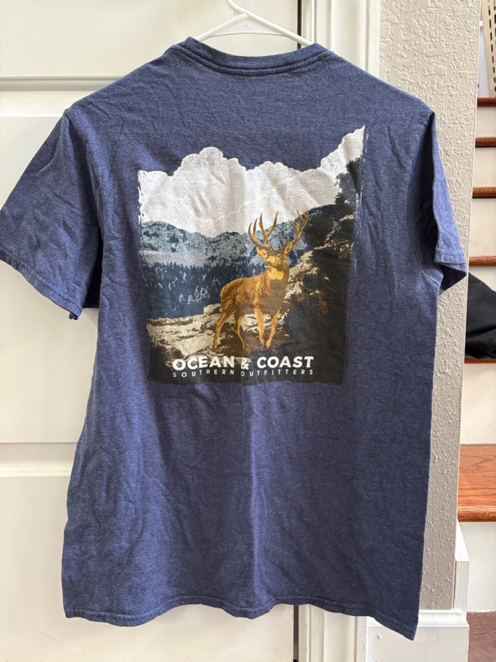 Ocean & Coast Men’s Navy Graphic Short-Sleeve Tee - Deer Scenic Print